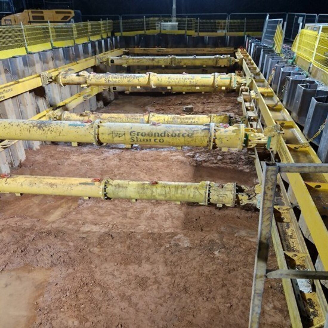 Installation of cofferdam